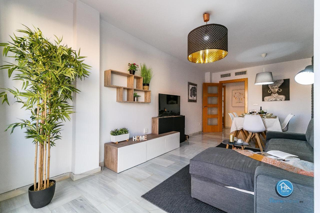 Premium Penthouse With Roof Terrace And Parking In Carlos Haya 말라가 외부 사진